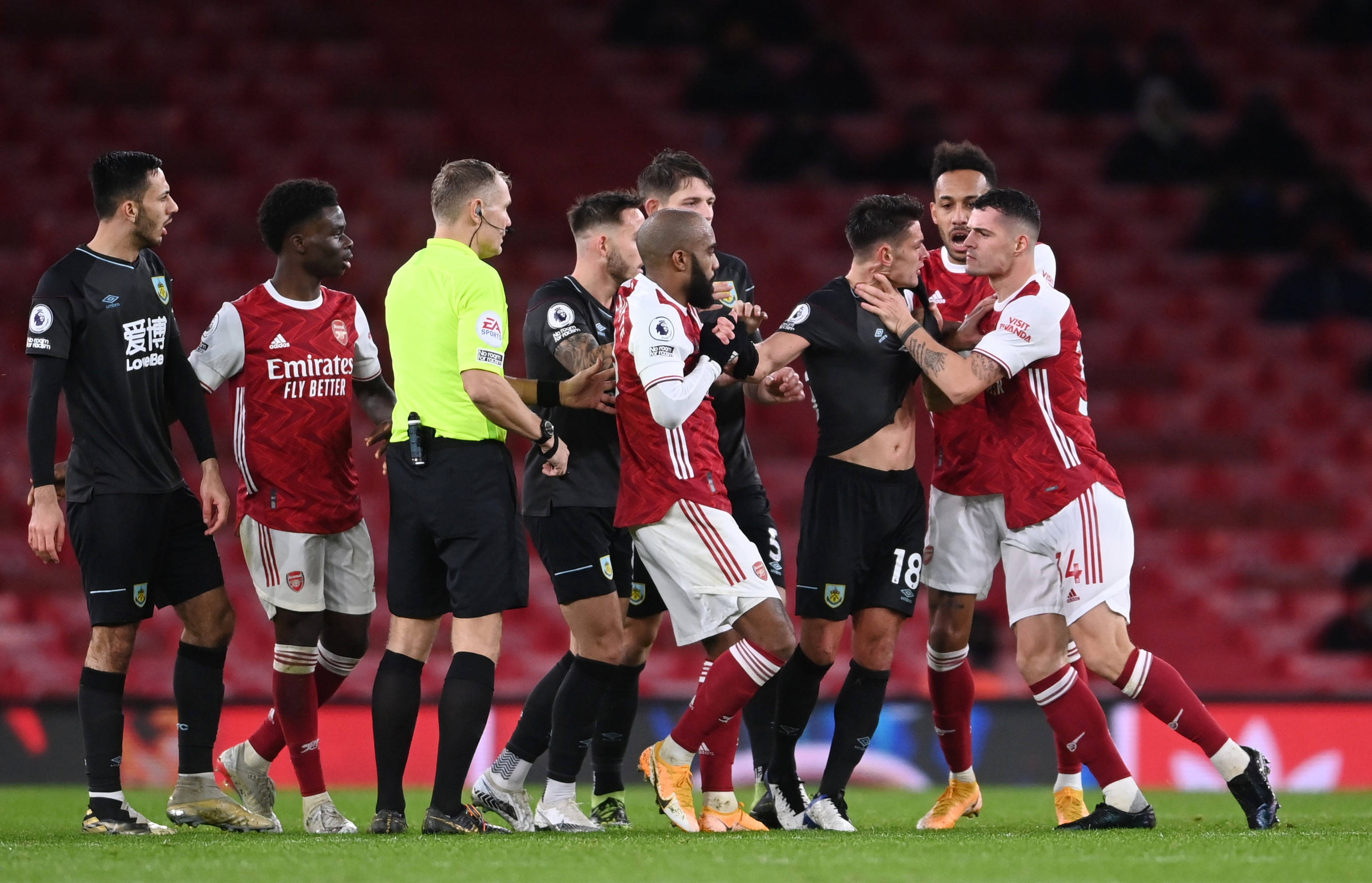 的工资总额 的工资总额